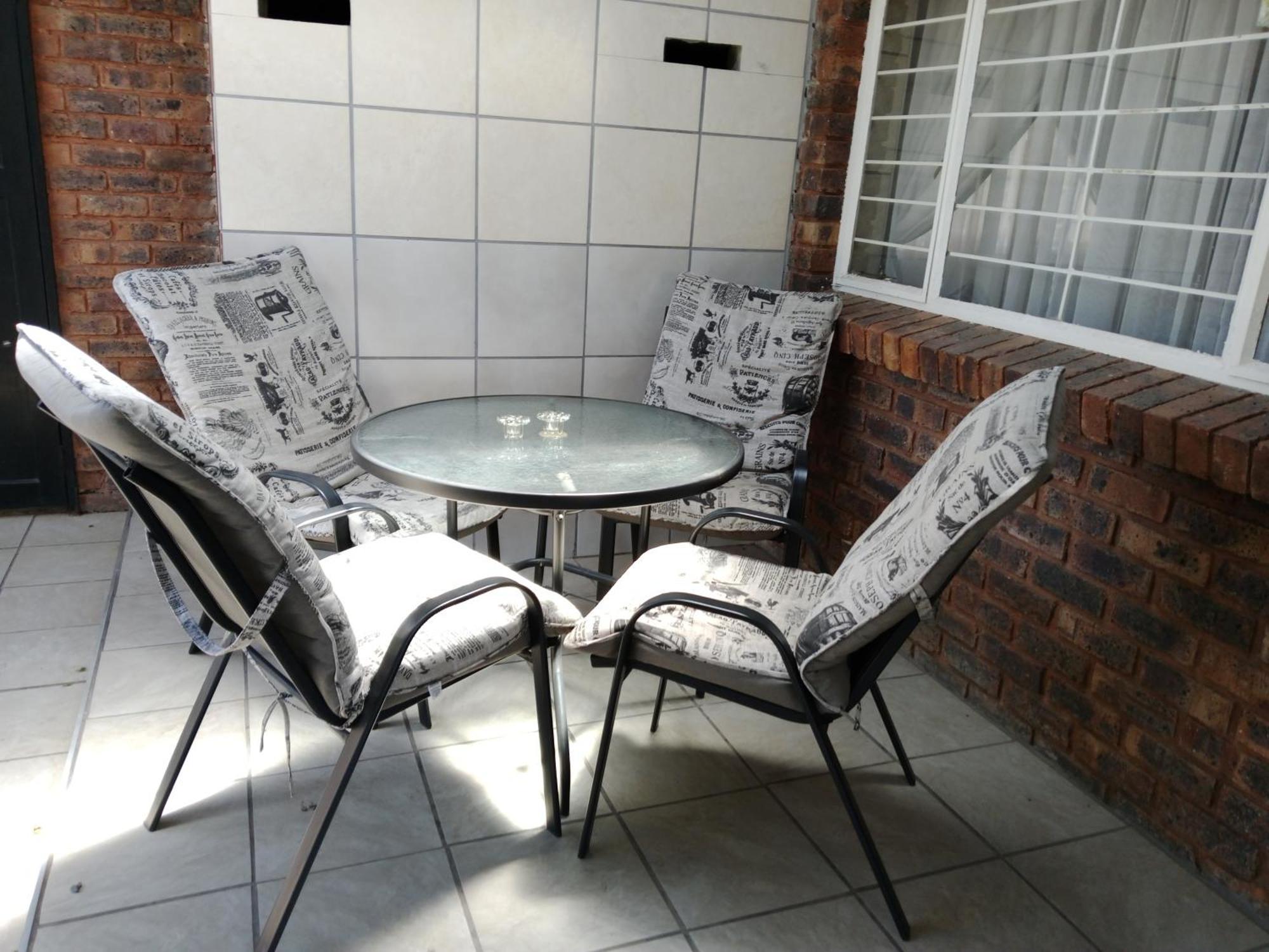 Legaeng Cottage - Serenity Pretoria-Noord Exterior foto